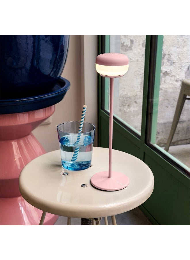 Fatboy مصباح طاولة فاتبوي تشيريو اللاسلكي القابل لإعادة الشحن - وردي فاتح | ضوء LED محمول للاستخدام الداخلي والخارجي | تصميم عصري وأنيق | مدمج ومقاوم للعوامل الجوية (8 × 25.8 سم) - Image 2